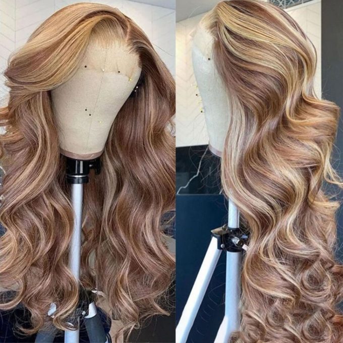Blonde Highlight Wig