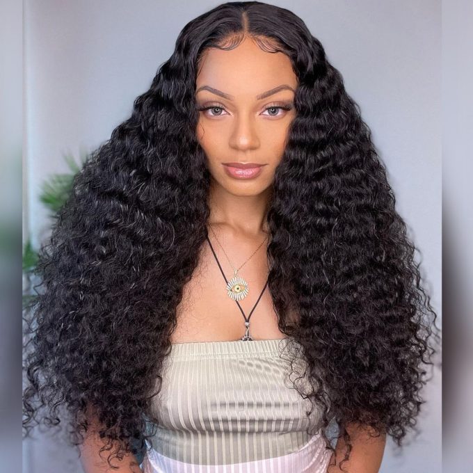 Glueless Deep Wave Undetectable Lace Front Wig